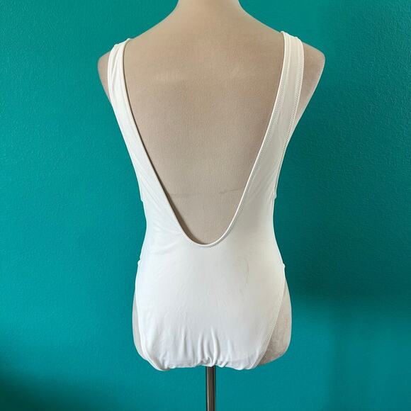 NWT Aerie Smiley Birthday Scoop Cheekiest One Piece Swimsuit Beach Swim Size L - Picture 4 of 6